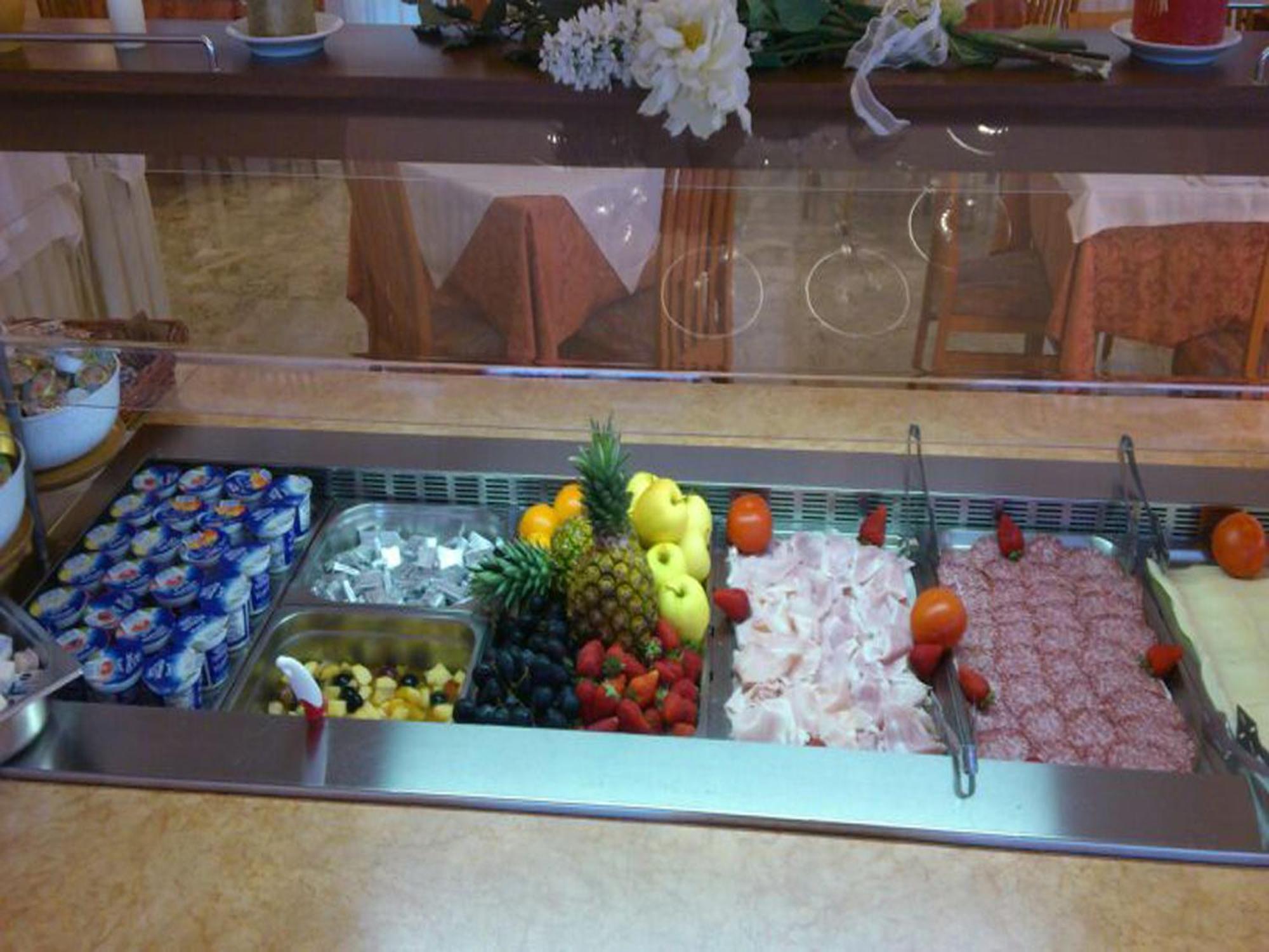 Hotel Amburgo Μπιμπιόνε Εξωτερικό φωτογραφία