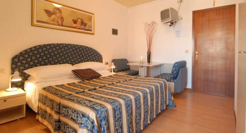 Hotel Amburgo Μπιμπιόνε Εξωτερικό φωτογραφία