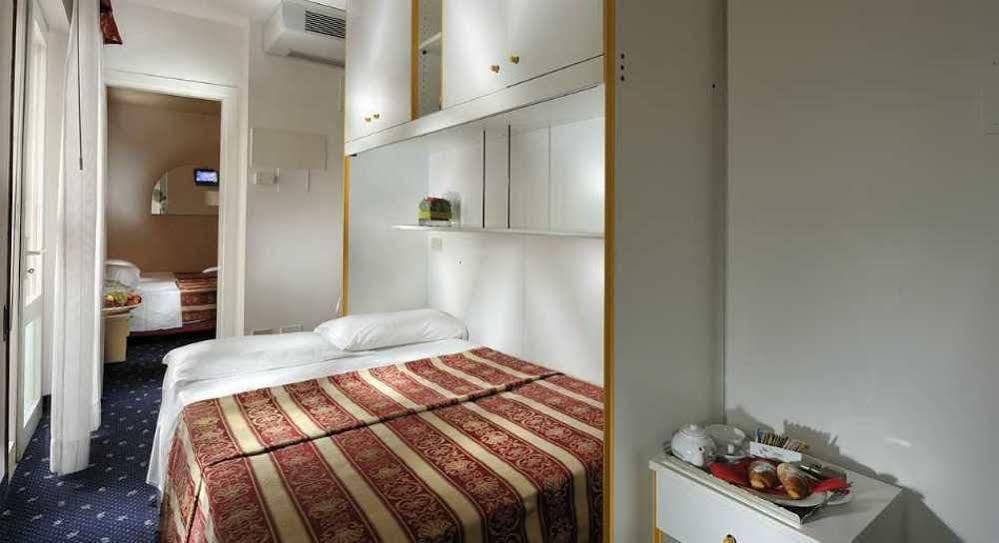 Hotel Amburgo Μπιμπιόνε Εξωτερικό φωτογραφία