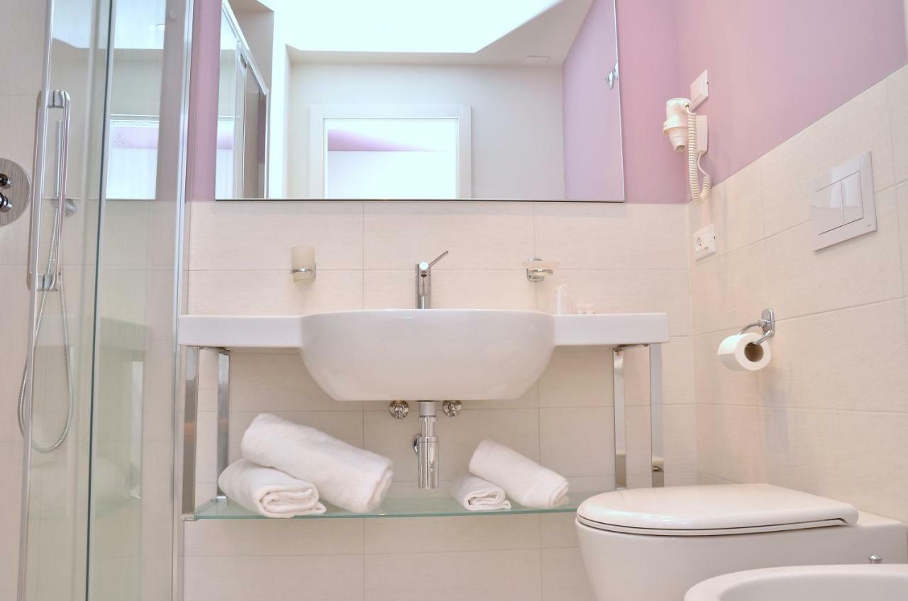 Hotel Amburgo Μπιμπιόνε Εξωτερικό φωτογραφία