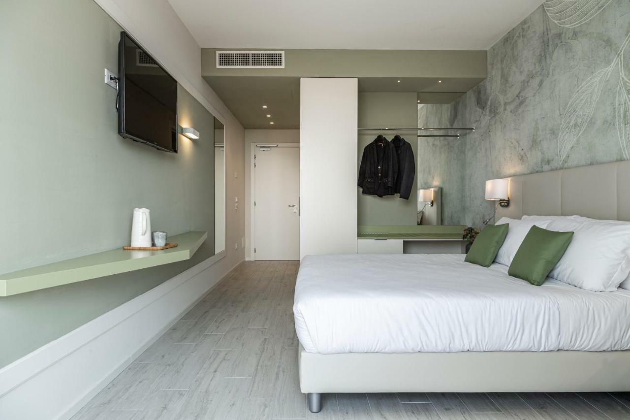 Hotel Amburgo Μπιμπιόνε Εξωτερικό φωτογραφία